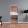 Ganzglastür aus Klarglas mit Bohrbild Studio/Studio, freier Blick in die Küche