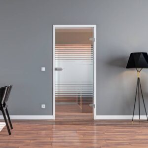 Ganzglastür Lübeck aus Klarglas mit Streifenbändern, Bohrbild Studio/Studio